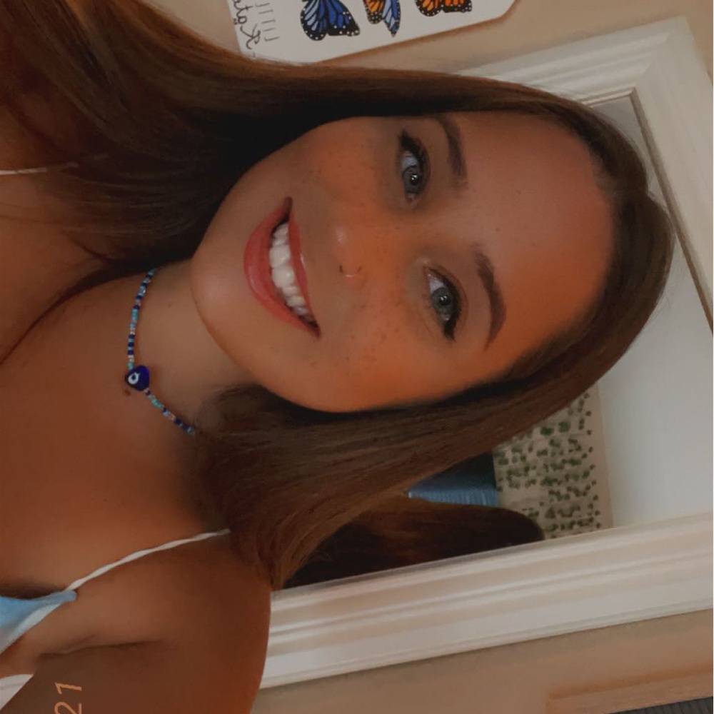 Meet your Posher, Katelynn